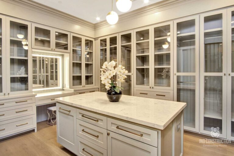 12 Master Suite Modern Cape Cod Spec Encino